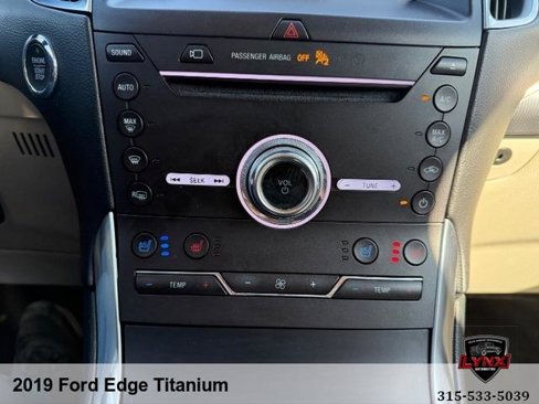 Used 2019 Ford Edge Titanium w/ Equipment Group 301A image 14