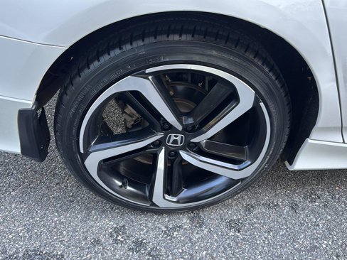 Used 2019 Honda Accord Sport image 32