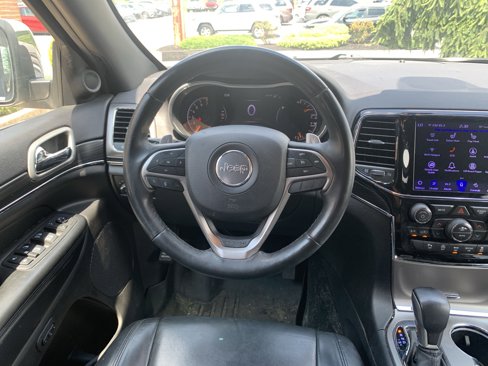 Used 2019 Jeep Grand Cherokee Limited image 17