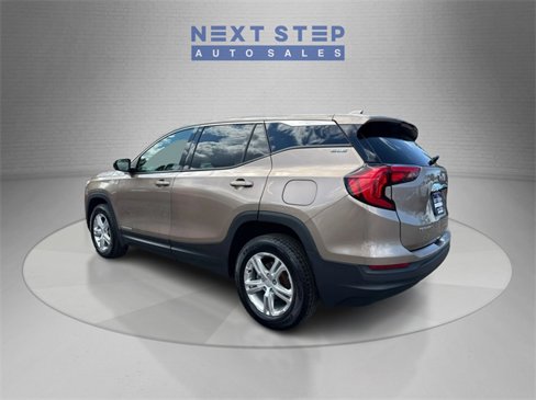 Used 2018 GMC Terrain SLE image 5
