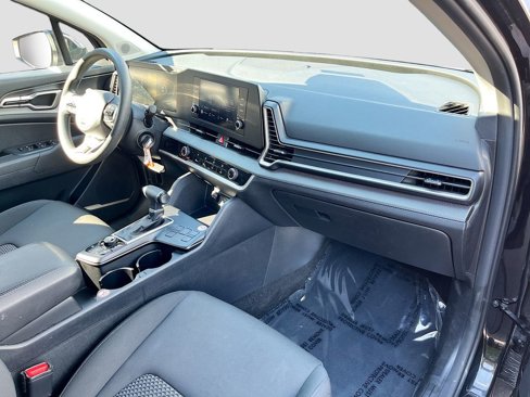 Certified 2024 Kia Sportage LX image 24