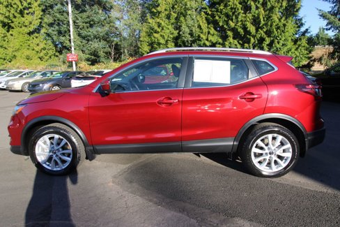 Used 2022 Nissan Rogue Sport SV w/ Technology Package image 2