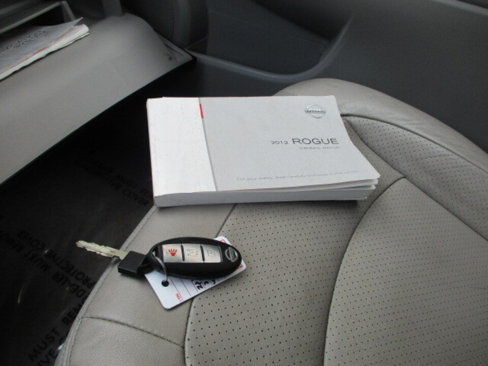 Used 2012 Nissan Rogue SL image 41
