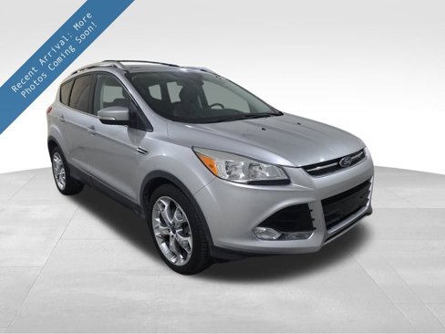 Used 2016 Ford Escape Titanium image 1