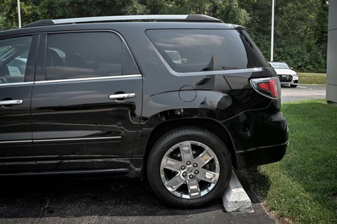 Used 2016 GMC Acadia Denali image 6