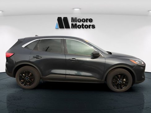 Used 2022 Ford Escape SE w/ Convenience Package image 2
