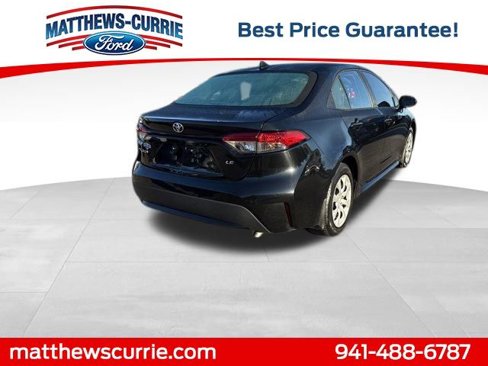 Used 2021 Toyota Corolla LE image 4