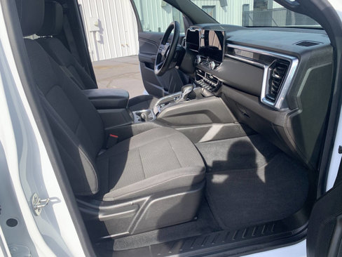 Used 2024 GMC Canyon Elevation w/ Convenience Package image 23