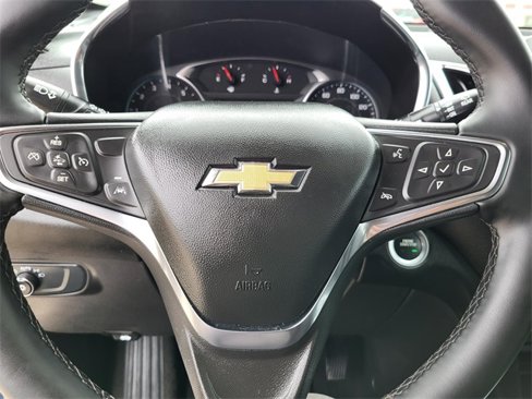 Used 2024 Chevrolet Equinox LT image 2