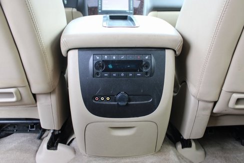 Used 2014 GMC Yukon XL Denali image 40