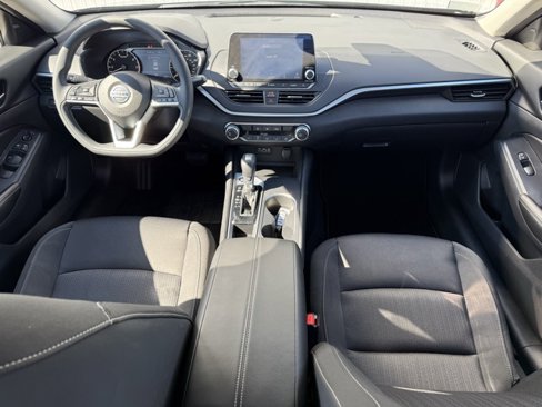 Used 2022 Nissan Altima 2.5 SV image 26