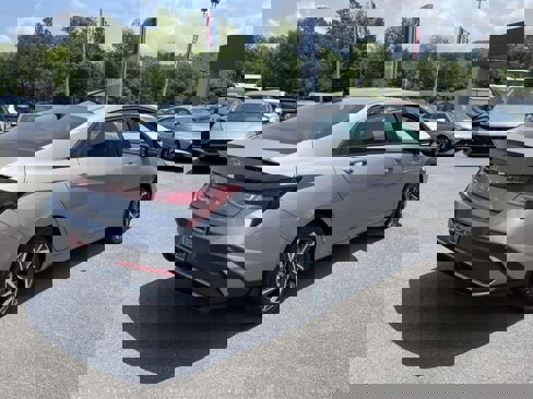 New 2025 Hyundai Elantra Sport image 3