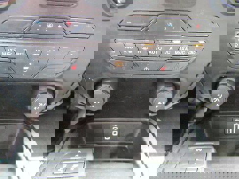 Certified 2022 Ford Ranger XLT w/ Equipment Group 302A High image 25