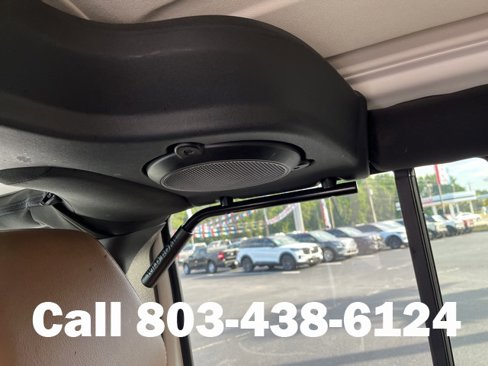 Used 2014 Jeep Wrangler Unlimited Sahara w/ Connectivity Group image 16