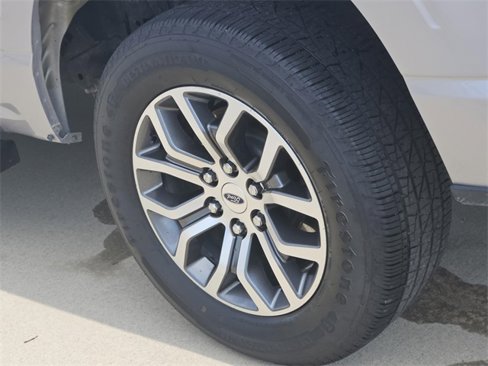 Used 2021 Ford F150 Lariat image 7