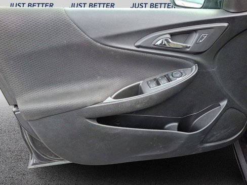 Used 2024 Chevrolet Malibu LT image 7