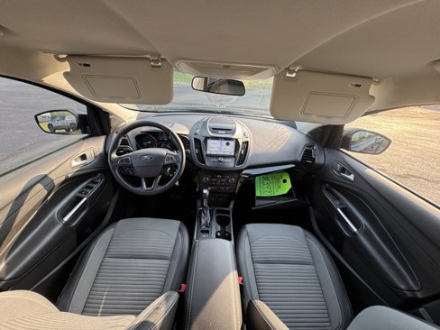 Used 2018 Ford Escape SE w/ SE Sport Appearance Package image 42