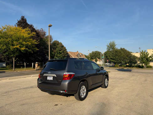 Used 2010 Toyota Highlander SE image 7