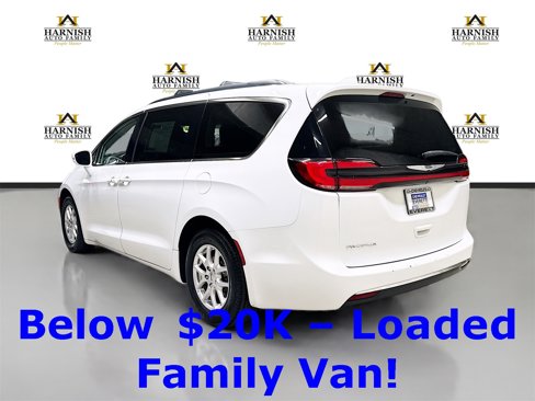 Used 2022 Chrysler Pacifica Touring-L image 7