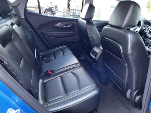 Used 2024 GMC Terrain SLT image 37