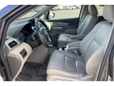Used 2016 Honda Odyssey Touring Elite image 10