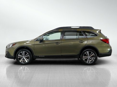 Used 2018 Subaru Outback 2.5i Limited image 2