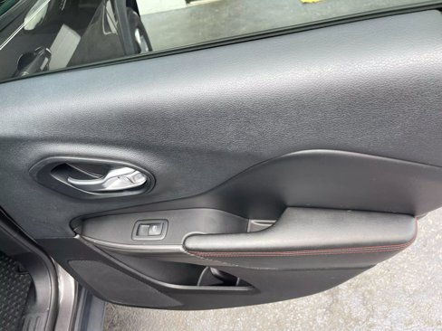 Used 2014 Jeep Cherokee Trailhawk w/ Cold Weather Group image 19