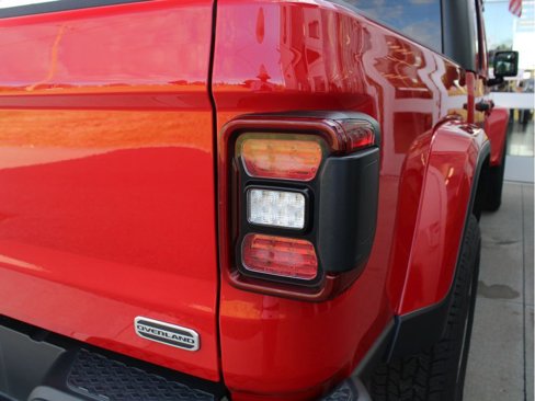 Used 2021 Jeep Gladiator Overland image 38