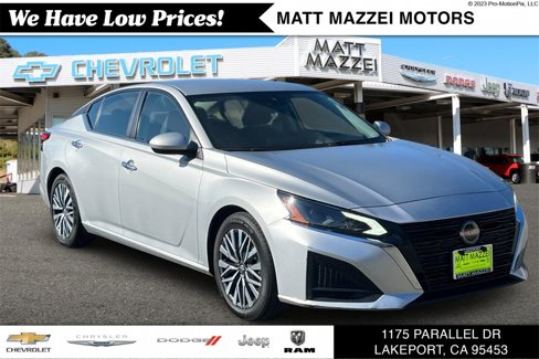 Used 2023 Nissan Altima 2.5 SV image 1