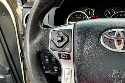 Used 2016 Toyota Tundra SR5 w/ SR5 Upgrade Package image 21