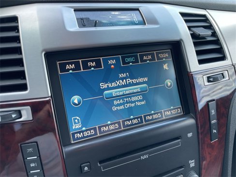 Used 2009 Cadillac Escalade AWD image 21