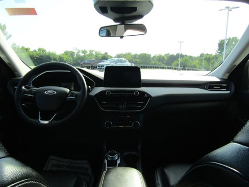 Used 2022 Ford Escape SEL image 37
