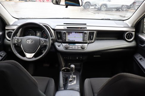 Used 2018 Toyota RAV4 XLE image 40