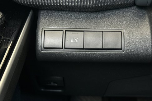 Certified 2023 Toyota bZ4X XLE image 33