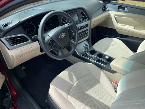 Used 2015 Hyundai Sonata SE w/ Option Group 09 image 11