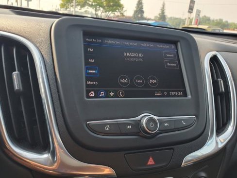 Used 2020 Chevrolet Equinox LT w/ Driver Convenience Package image 19