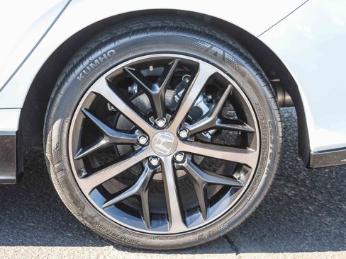 Used 2020 Honda Civic Sport image 7