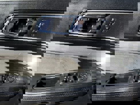 Used 2017 Ford Explorer XLT w/ Equipment Group 202A image 24