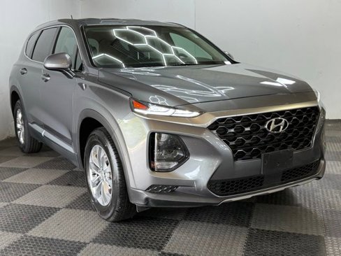 Used 2019 Hyundai Santa Fe SE image 1