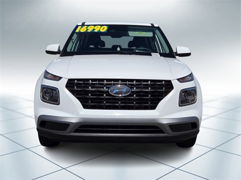 Used 2024 Hyundai Venue SE image 8