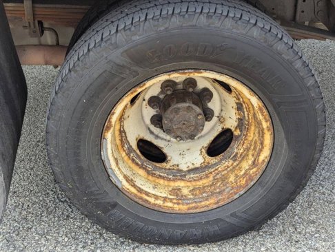 Used 2016 Ford E-450 and Econoline 450 Super Duty image 31