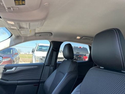 New 2025 Ford Escape SE image 14