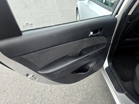 Used 2009 Hyundai Elantra image 56