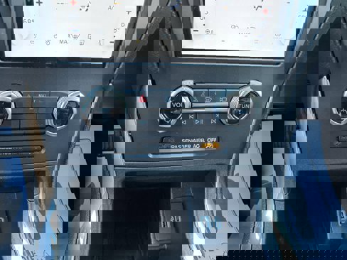 Used 2024 Ford Edge Titanium image 18