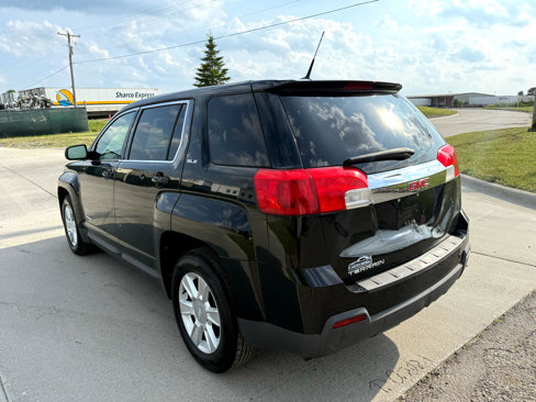Used 2010 GMC Terrain SLE image 9
