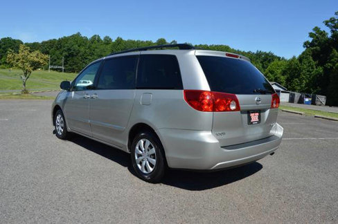 Used 2008 Toyota Sienna LE image 6