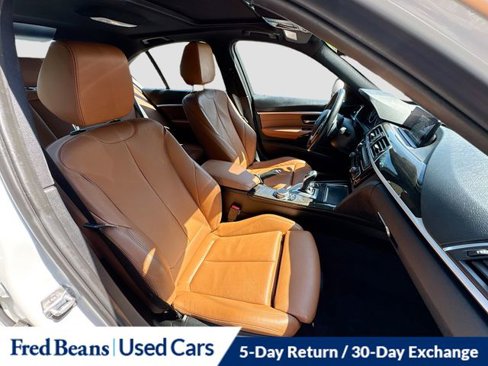 Used 2017 BMW 330i xDrive Sedan image 31