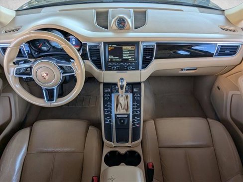 Used 2015 Porsche Macan S image 20