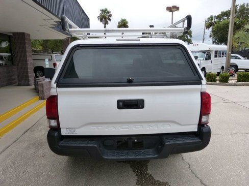 Used 2022 Toyota Tacoma SR image 12
