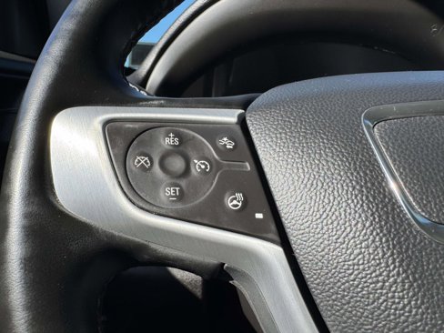 Used 2023 GMC Terrain SLT image 30